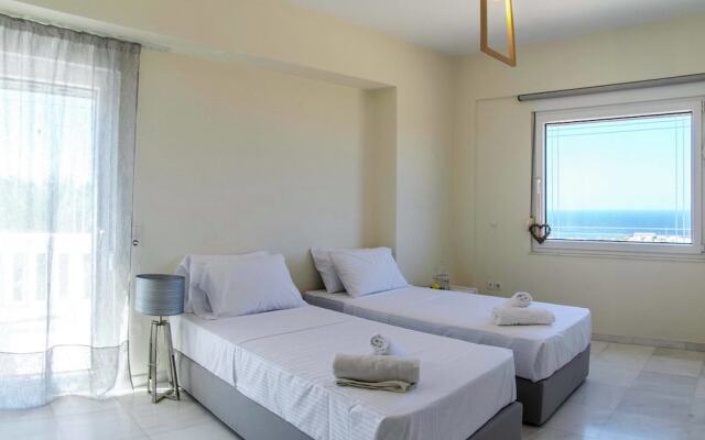 Infinity Pool Villa With Sea Views Near Rethymno City & Beach and Shaded BBQ