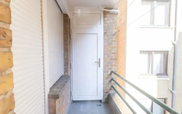 Apartment With Magnificent Sea-view