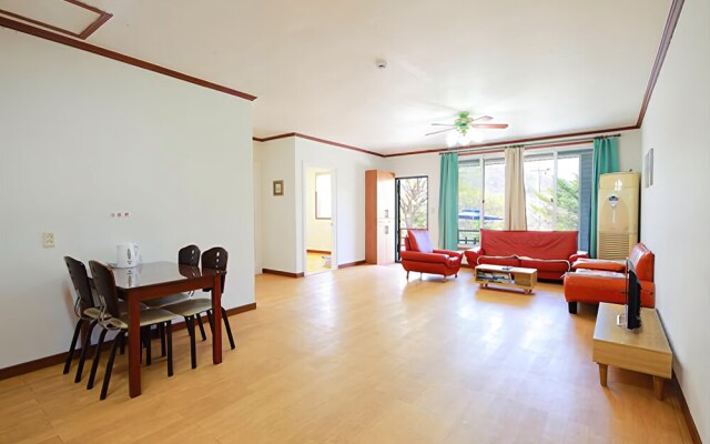 Hongcheon Norumok Hongcheongang Pension