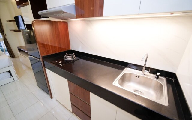 Compact And Cozy Stay Studio At Bale Hinggil Apartment