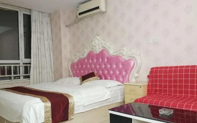 Wanda Gold Dragon Holiday Apartment