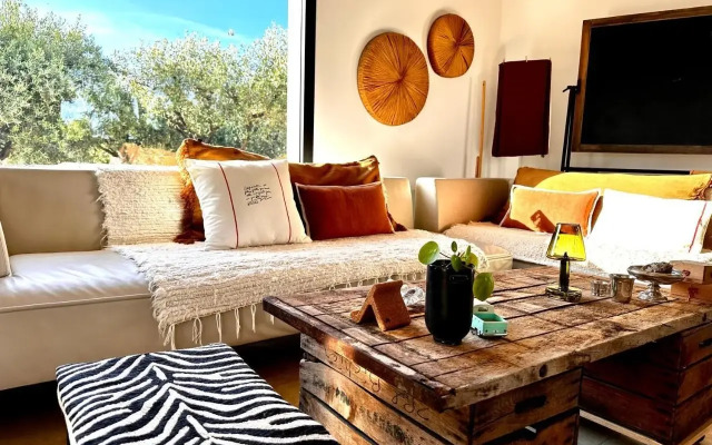 Simple Home