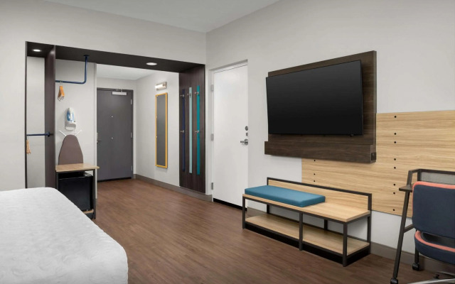 Tru by Hilton Jacksonville Airport I-95