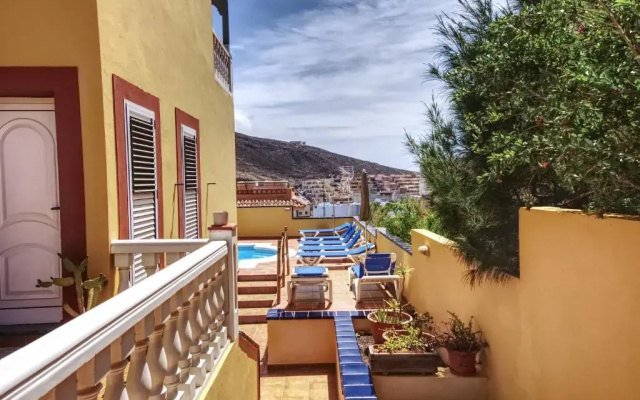 Hotel La Colina