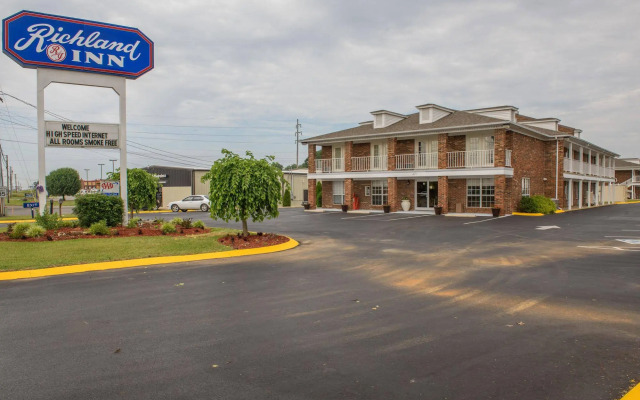 Richland Inn Lawrenceburg