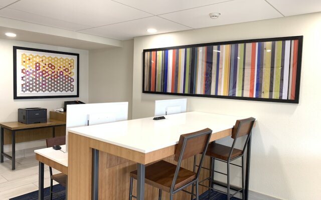 Holiday Inn Express Allentown North