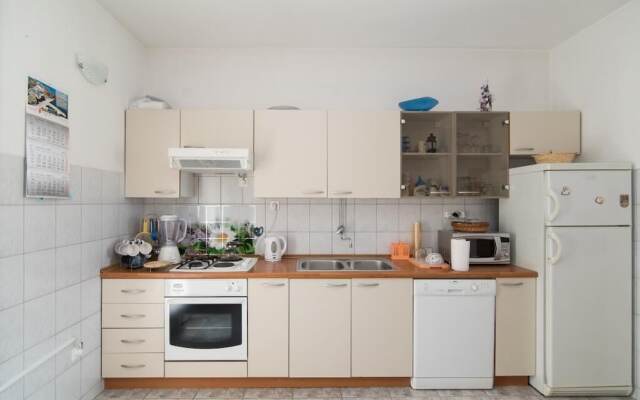 Apartment Alana -