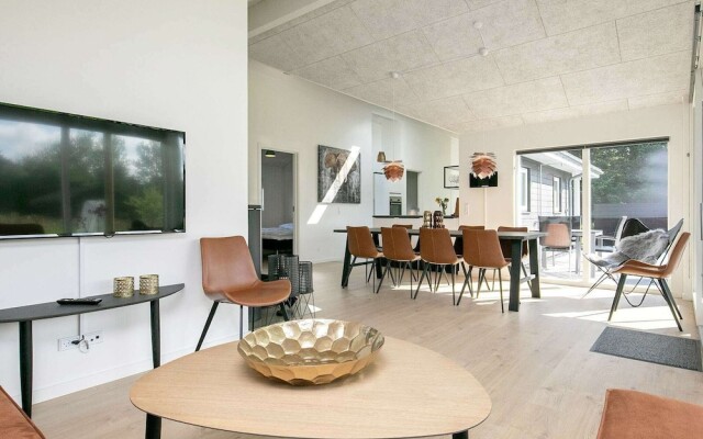 8 Person Holiday Home in Bindslev