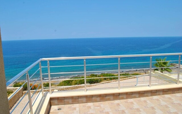 Villa Blue Ocean by Amy Villa