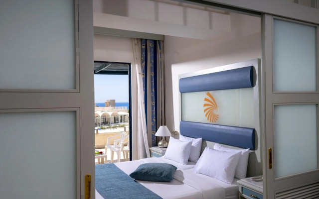 Mare Blue Hotel