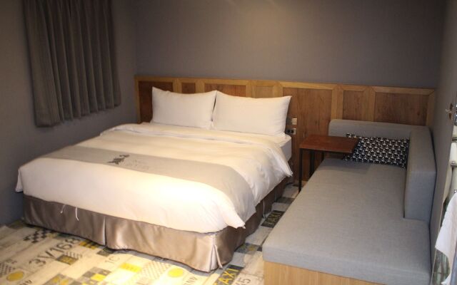 Slow Wow Hot Spring Hotel