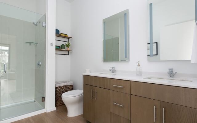 Lllume Posh Gulch View Penthouse Nash.pad 2 Bedroom Condo
