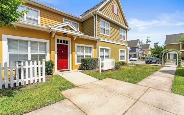 Enchanted At 7 Dwarfs Lane