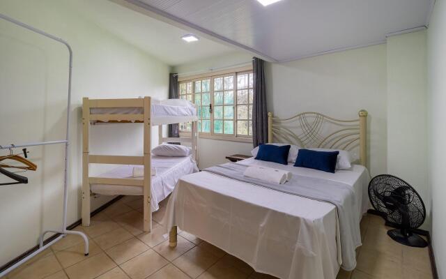 Casa em refúgio natural Rio Tavares Floripa SBC600