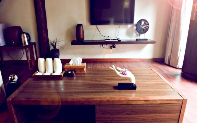Lijiang Lemon Resort