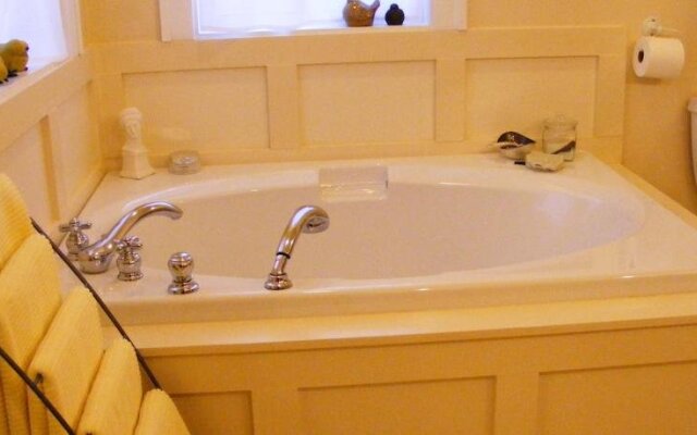 Off the Beaten Path Bed and Breakfast