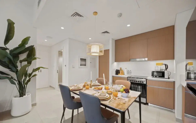 Earthy Elegant 1BR Surf 2 Creek Beach