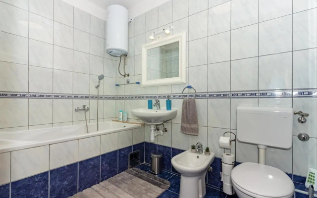Apartment Beach Znjan