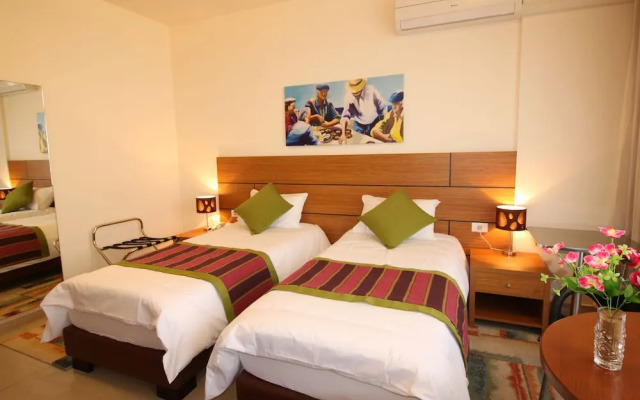 Sea Valley Suites