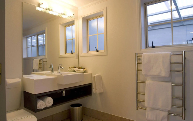 Silver Fern Rotorua Suites & Spa