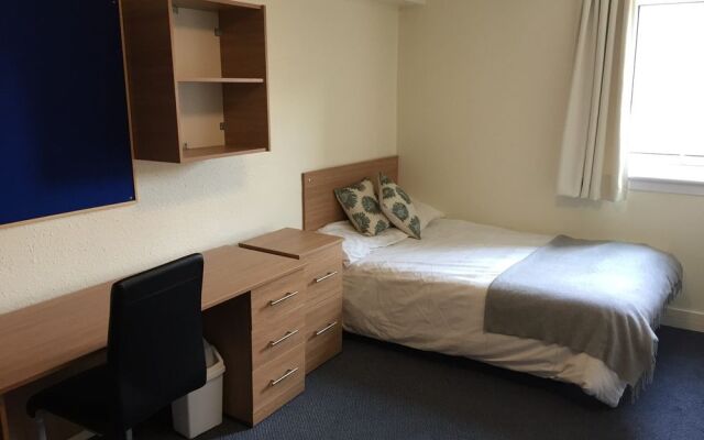 Destiny Student Meadow Court - Campus Accommodation
