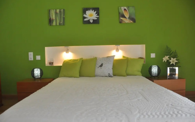 Room in B&B - Vale Martinho - Paradise is Real