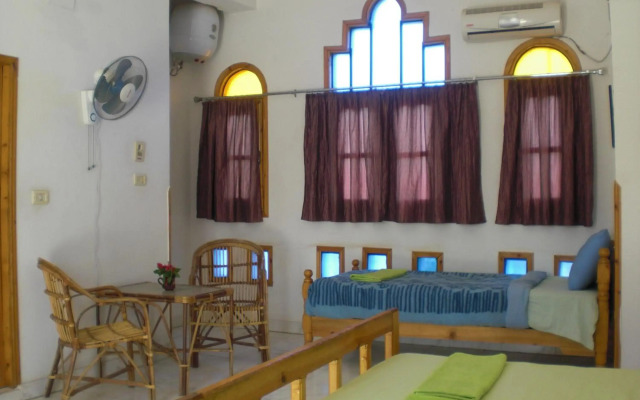 El Fayrouz Hotel