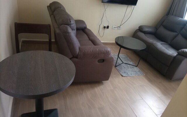 Lux Suites Narok Holiday Homes