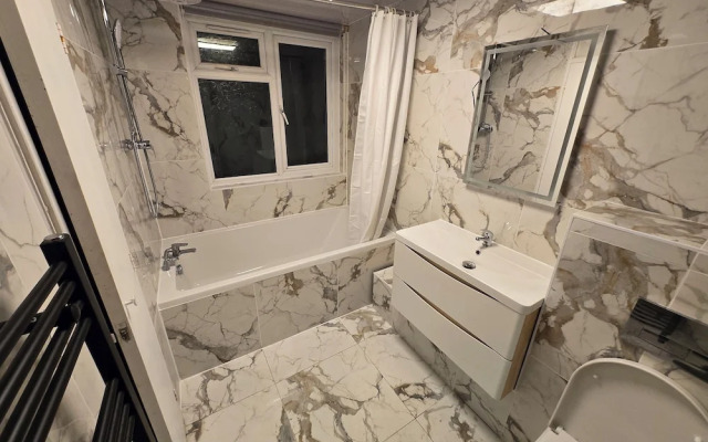 SnoozeDen Chalvey – Free Parking, Near M4 J6
