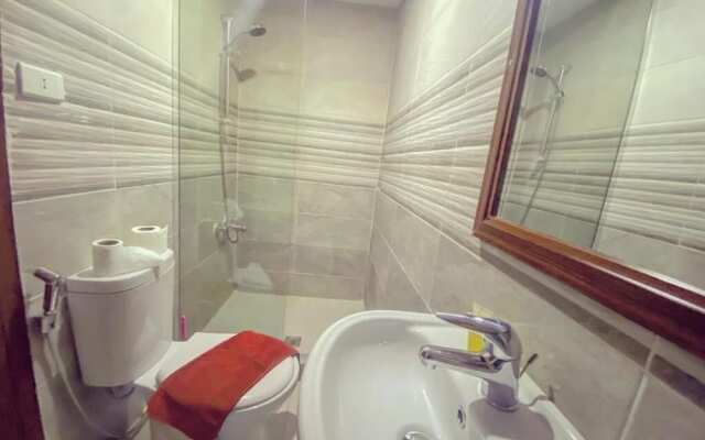 Alanbat Hotel