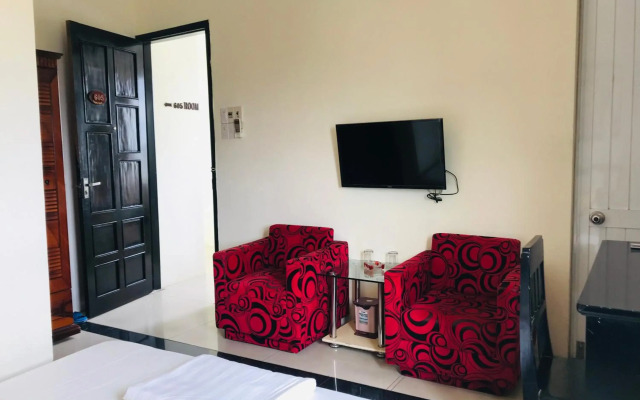 Canary Hotel Hue