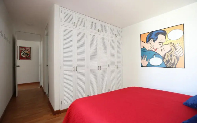 70's Rock Themed Apartment near Malecón de Miraflores
