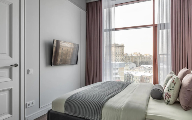 Moscow Deluxe на улице Казакова