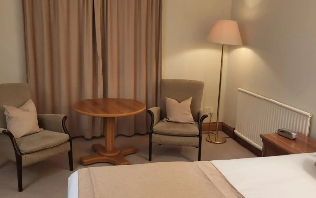 North West Castle Hotel