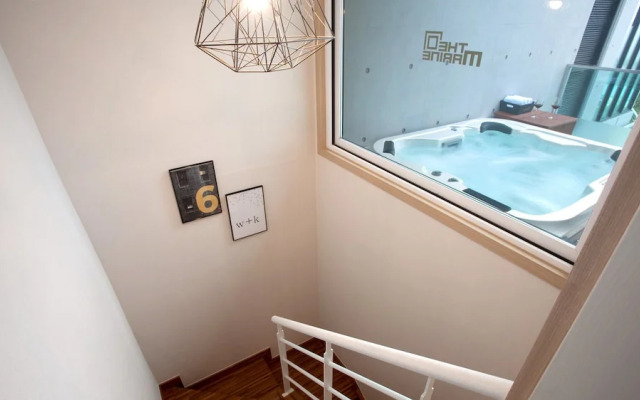 The Marine Pool Villa
