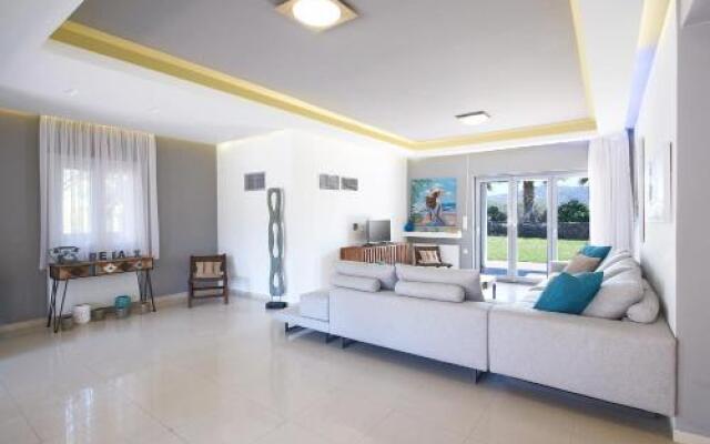 Villa Zeus