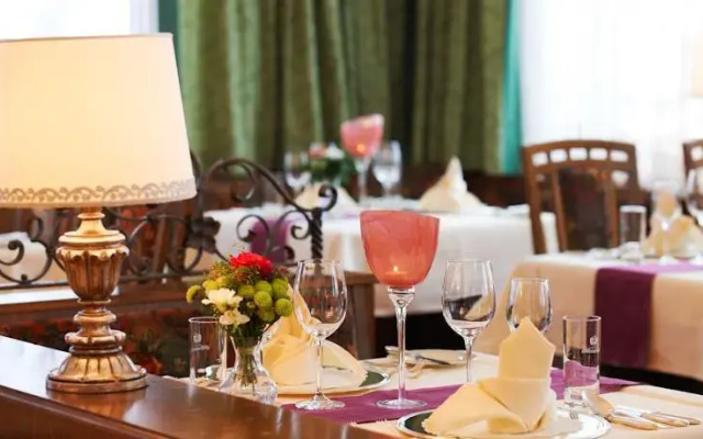 Hotel Jagdhaus Monzabon