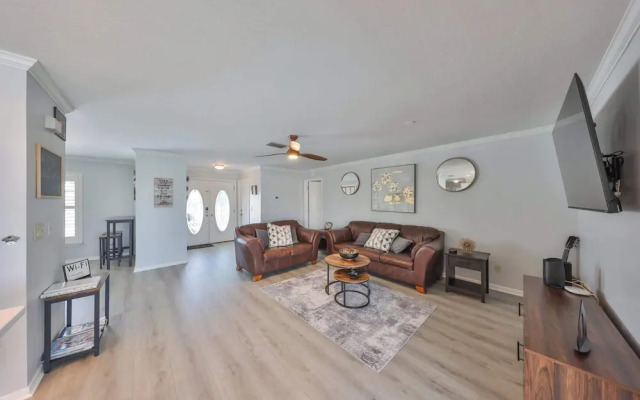 Waterfront Pool House w/ Heated Pool!