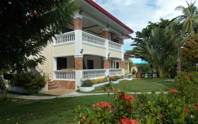 Looc Garden Beach Resort