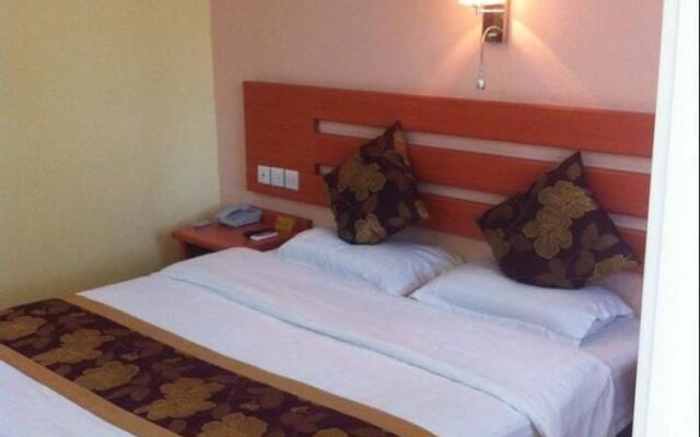 Tiandirenhe Business Hotel