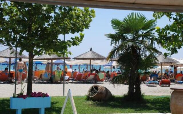 Pantheon Beach Hotel