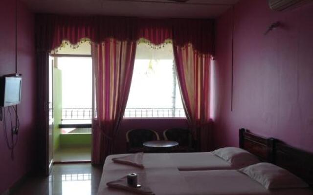 Green Plaza Beach Resort