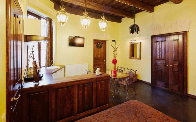 Апартаменти на Площі Ринок 39/18а