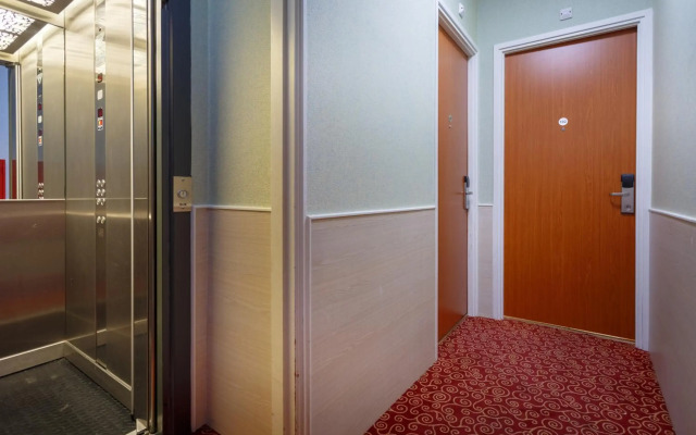 Amsterdam Downtown Hotel