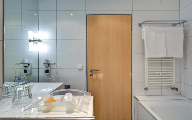 Holiday Inn Prague Airport by IHG