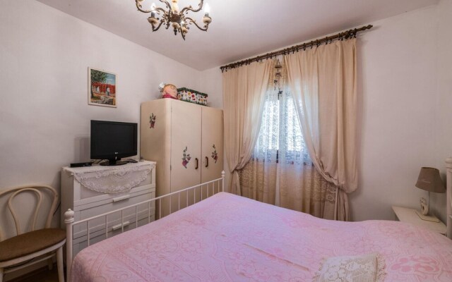 Nice Home in Sumber With Wifi and 3 Bedrooms