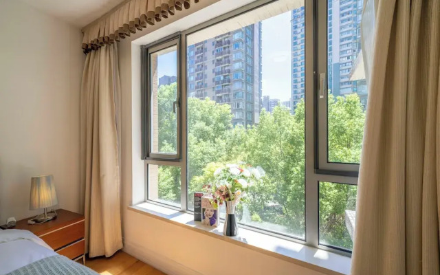 Tyms Stylish 3BR 2BA Apt Xujiahui Metro