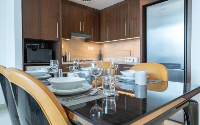 1BR Dlx City View Near Dubai Mall by Belvilla