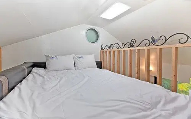 Taean Gomseom Paradise Pension