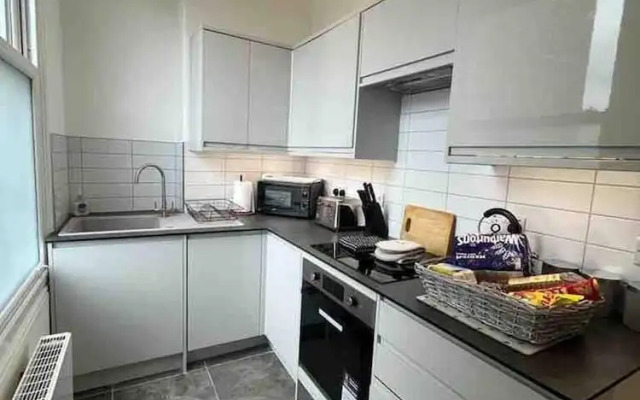 Stunning 4-bed Apartment in Cambridge